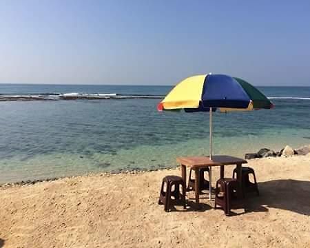 Sunset Surfing Beach Resort 마타라 외부 사진
